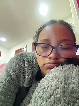 Snapshot of angela_angels_ chatting on February 15, 2025, 12:01 pm angela angels online show from February 15, 2025, 12:01 pm