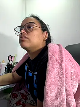 Snapshot of angela_angels_ chatting on October 15, 2025, 1:17 am angela angels online show from October 15, 2025, 1:17 am