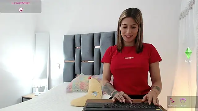 Susana Rios11 online show from December 22, 2025, 1:41 pm