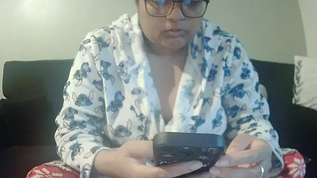 vanilla chocolate23 online show from January 12, 2026, 8:41 am