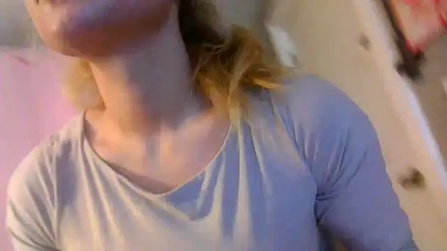 lexybabyxo online show from December 4, 2025, 2:15 pm