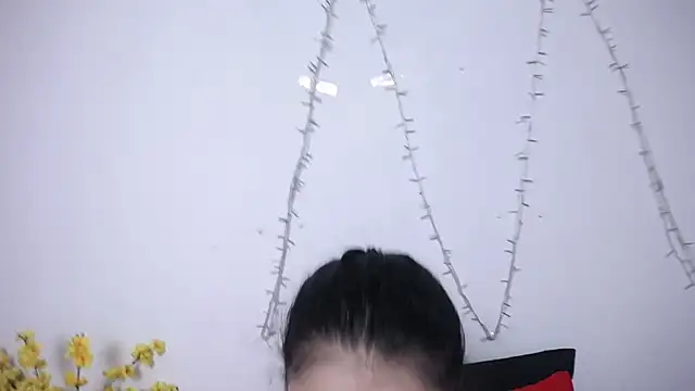 Nicol Love0 online show from November 13, 2025, 12:15 pm