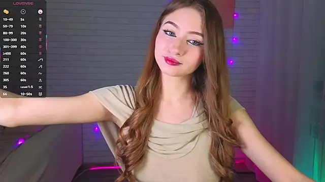 candyboofairy online show from April 4, 2026, 7:11 pm