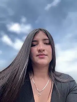 AhriCutte online show from March 12, 2025, 7:06 pm