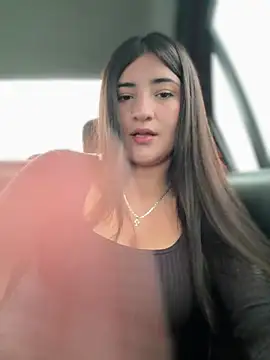 AhriCutte online show from March 14, 2025, 4:51 pm