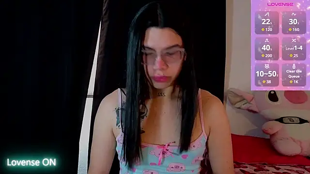 Samantha Rusell online show from July 15, 2026, 8:14 pm