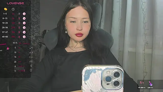 Snapshot of kate8ketee8 chatting on December 6, 2024, 5:44 pm kate8ketee8 online show from December 6, 2024, 5:44 pm
