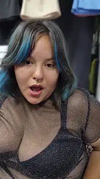 almitapro07 online show from April 17, 2026, 9:56 am