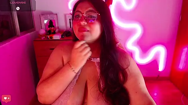 Rebeca charme21 online show from December 27, 2024, 6:24 am