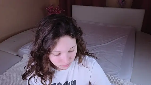 cherry lea online show from February 28, 2026, 6:53 pm