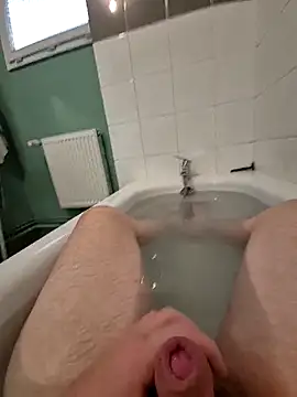 Snapshot of Ragnar-59 chatting on November 12, 2025, 8:48 am Ragnar-59 online show from November 12, 2025, 8:48 am