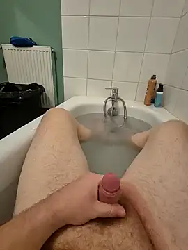 Snapshot of Ragnar-59 chatting on December 14, 2025, 7:25 am Ragnar-59 online show from December 14, 2025, 7:25 am