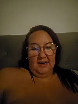 Snapshot of Bekahblows chatting on October 7, 2025, 8:50 pm Bekahblows online show from October 7, 2025, 8:50 pm