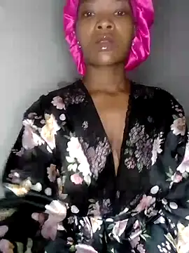 NunuBerry16 online show from March 20, 2025, 9:35 pm