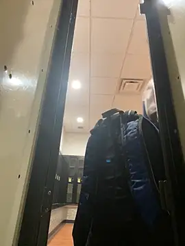 prettyrichie online show from October 27, 2025, 1:20 am