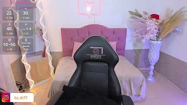 kendra tay online show from March 18, 2026, 3:31 am