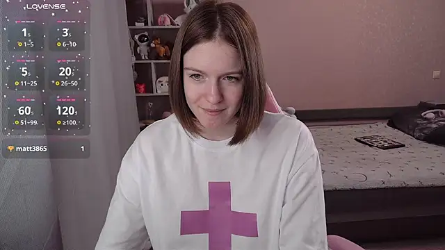 CassieJuice69 online show from November 7, 2025, 4:29 pm