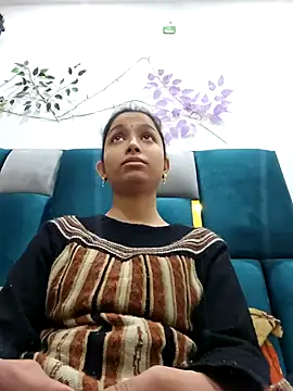 Snapshot of Aleena_Rai chatting on February 8, 2025, 5:08 pm Aleena Rai online show from February 8, 2025, 5:08 pm