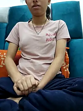 Snapshot of Aleena_Rai chatting on February 16, 2025, 9:27 pm Aleena Rai online show from February 16, 2025, 9:27 pm