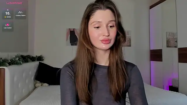 Snapshot of tender_babyy chatting on January 10, 2025, 2:13 pm tender babyy online show from January 10, 2025, 2:13 pm