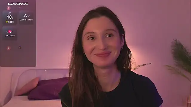 Snapshot of tender_babyy chatting on September 21, 2025, 1:46 pm tender babyy online show from September 21, 2025, 1:46 pm