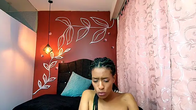 Zia Green online show from December 21, 2024, 3:31 pm