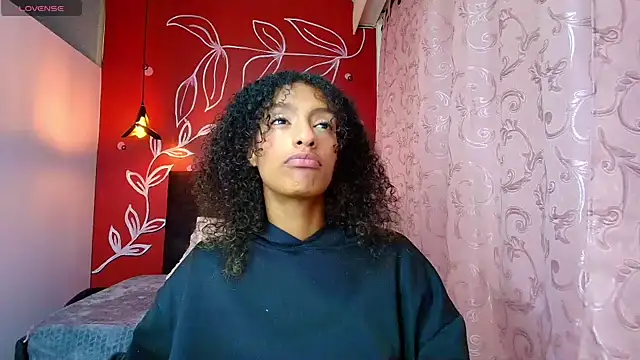 Zia Green online show from March 5, 2025, 12:00 pm