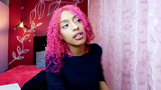 Zia Green online show from March 21, 2025, 12:06 pm