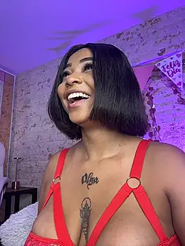 Snapshot of pamela_west chatting on February 10, 2026, 7:18 pm pamela west online show from February 10, 2026, 7:18 pm