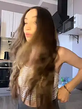 viviandaimond1 online show from February 7, 2025, 12:50 pm