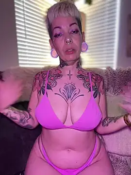 GoldieBakeman online show from February 11, 2026, 5:51 pm