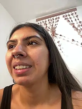 Snapshot of Argentiiniita chatting on February 23, 2025, 10:31 pm Argentiiniita online show from February 23, 2025, 10:31 pm