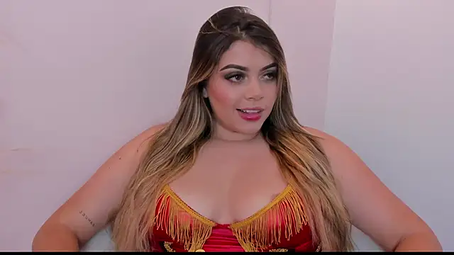 thaliafox  online show from December 18, 2024, 6:32 am