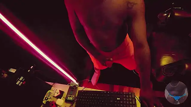 Pressure69mee online show from February 26, 2025, 1:08 pm