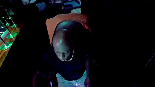 Pressure69mee online show from March 19, 2025, 1:32 am