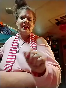 Snapshot of Fantasymaid80 chatting on December 30, 2024, 5:34 pm Fantasymaid80 online show from December 30, 2024, 5:34 pm