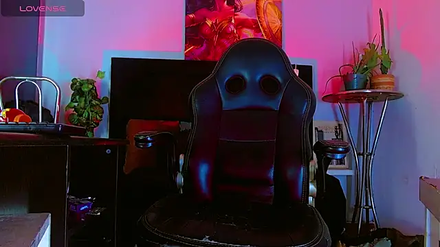 HannibalLester online show from February 19, 2026, 6:09 am