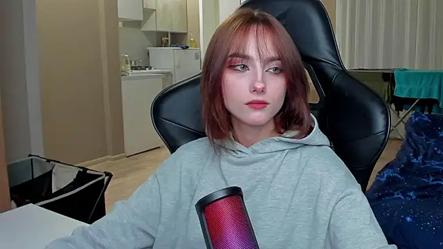 SilverDream online show from October 2, 2025, 10:06 pm