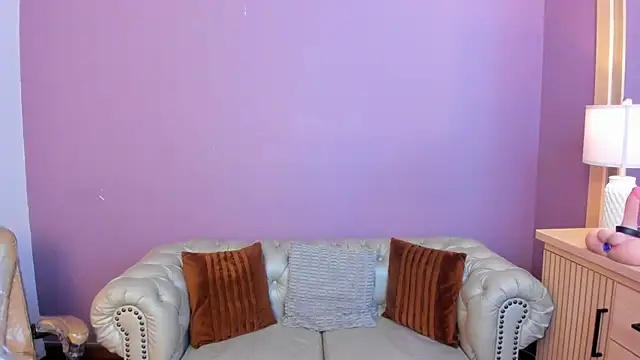 nathalie rossel online show from April 10, 2026, 1:05 pm