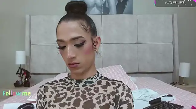 sweet amalia4 online show from December 30, 2024, 11:49 pm