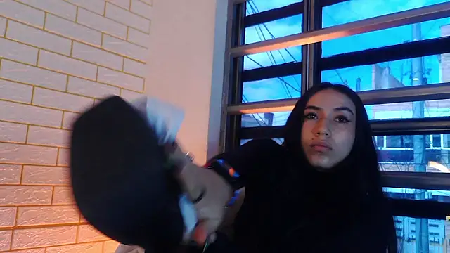 NYX1126 online show from November 25, 2025, 1:11 pm