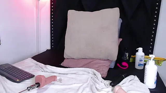 Snapshot of dafne_queenn chatting on February 14, 2025, 3:58 pm dafne queenn online show from February 14, 2025, 3:58 pm