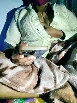 lovelyruhi online show from December 12, 2024, 6:31 pm