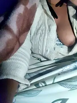 lovelyruhi online show from December 14, 2024, 6:09 pm