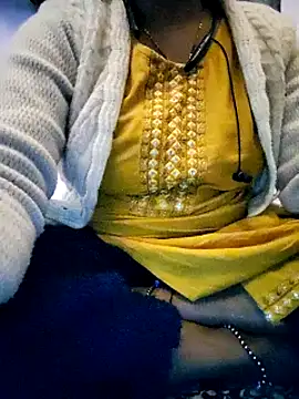 lovelyruhi online show from January 13, 2025, 10:47 am