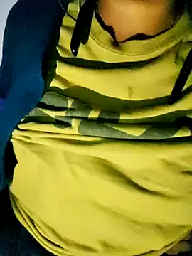 lovelyruhi online show from January 16, 2025, 4:50 pm