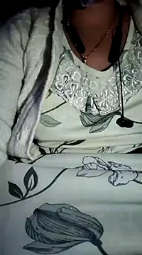 lovelyruhi online show from January 19, 2025, 6:21 pm