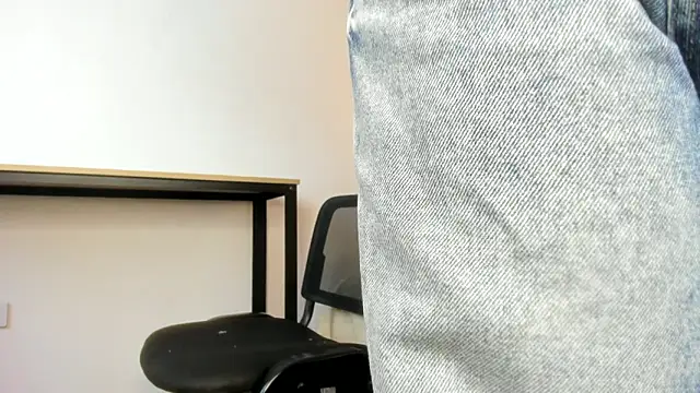 Caroline dh online show from April 1, 2026, 11:33 am