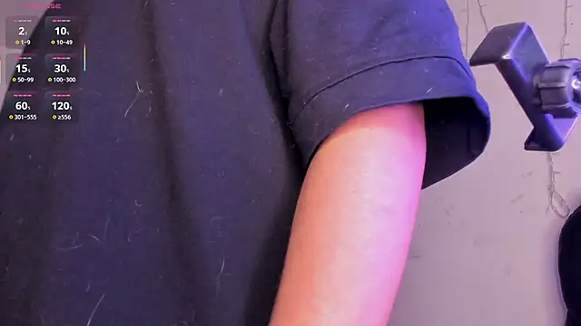 Carlasxdreams online show from March 12, 2026, 2:07 am