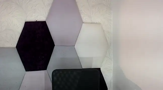 AbrahanBratz online show from December 14, 2024, 11:50 am